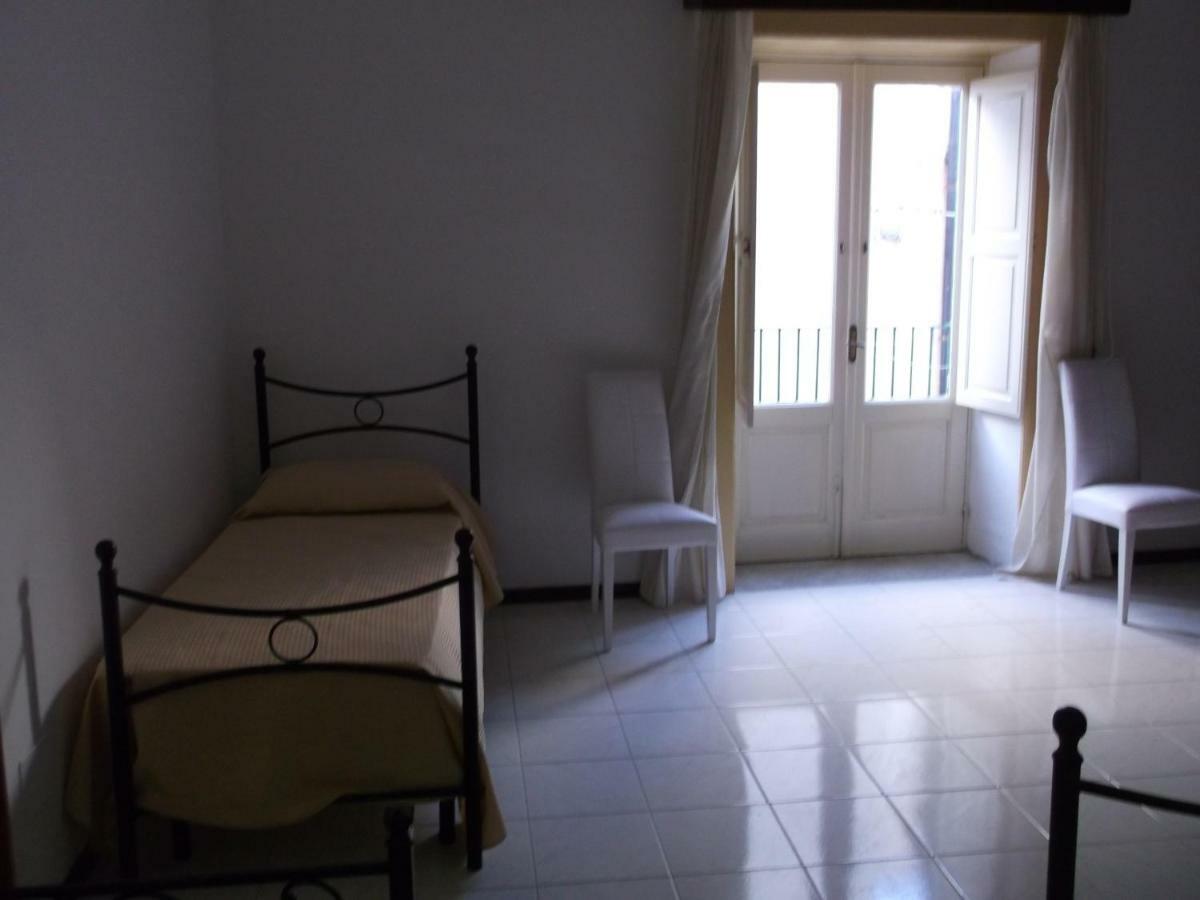 Centrostoricolipari Villa Bagian luar foto