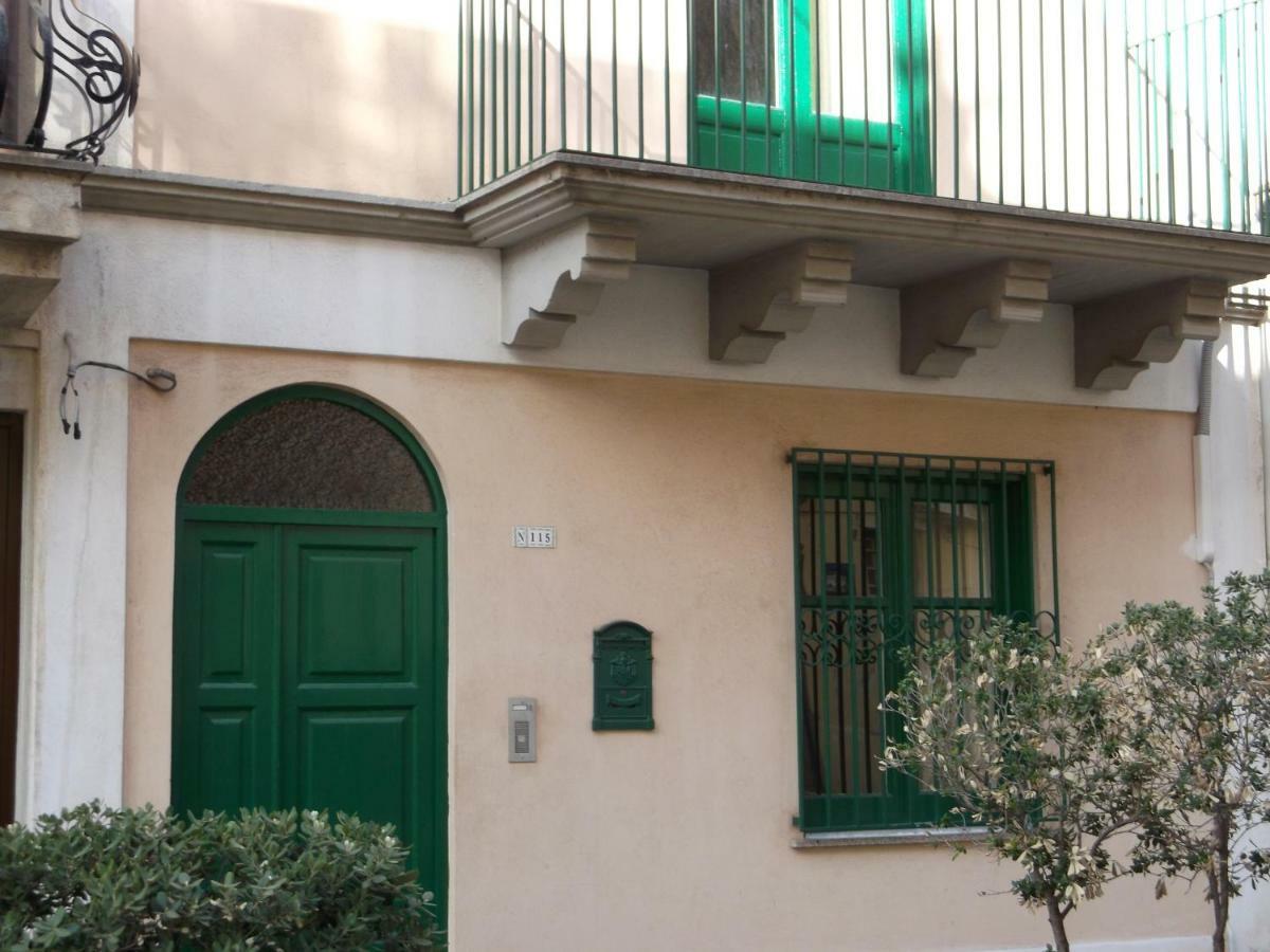 Centrostoricolipari Villa Bagian luar foto